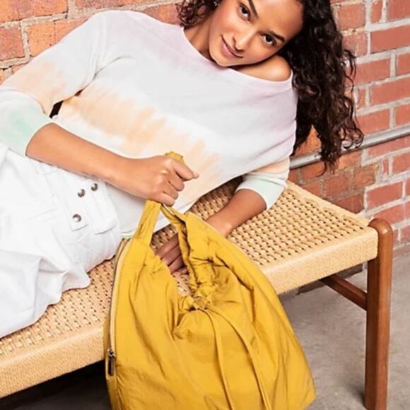 Vince Camuto Handbags - Vince Camuto Harlo Backpack Olive oil colorway washable nylon convertible bag